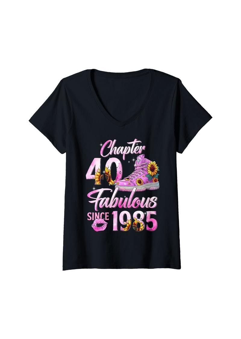 Born Womens Chapter 40 EST 1985 40 Years Old Gifts 40th Birthday Queen V-Neck T-Shirt