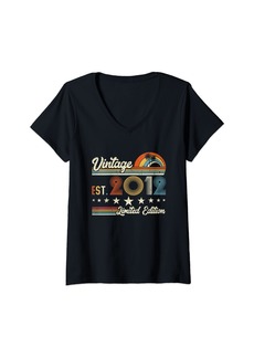Born Womens Est. 2012 Vintage 2012 13th Birthday Gift 13 Years Old Retro V-Neck T-Shirt