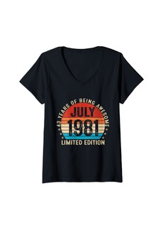 Born Womens Funny 43 Years Old July 1981 Retro 43rd Birthday Gifts Men V-Neck T-Shirt