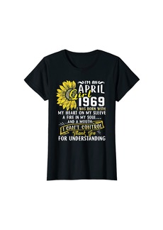 Born Womens I'm An April Girl 1969 Sunflower 52nd Birthday Gift T-Shirt