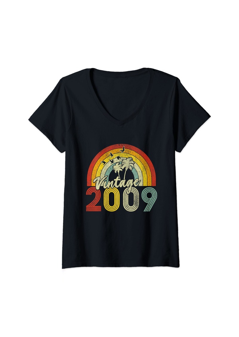 Womens Vintage Born In 2009 Retro 16th Birthday Gifts 16 Years Old V-Neck T-Shirt