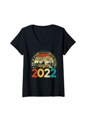 Born Womens Vintage Made In August 2022 2nd Birthday Men 2 Year Old V-Neck T-Shirt