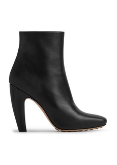 Bottega Veneta - Canalazzo Leather Ankle Boots - Black - IT 36 - Moda Operandi