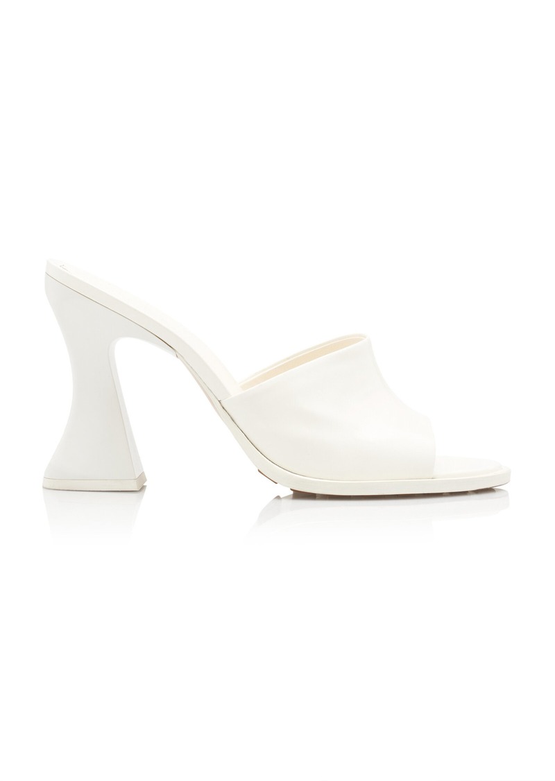 Bottega Veneta - Cha-Cha Vinyl Sandals - White - IT 39 - Moda Operandi