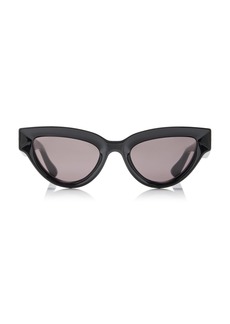 Bottega Veneta - Sharp Cat-Eye Acetate Sunglasses - Black - OS - Moda Operandi