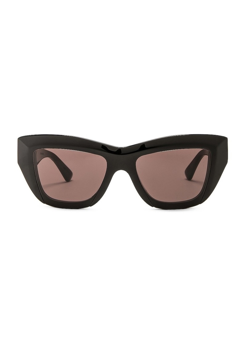 Bottega Veneta Edgy Square Sunglasses