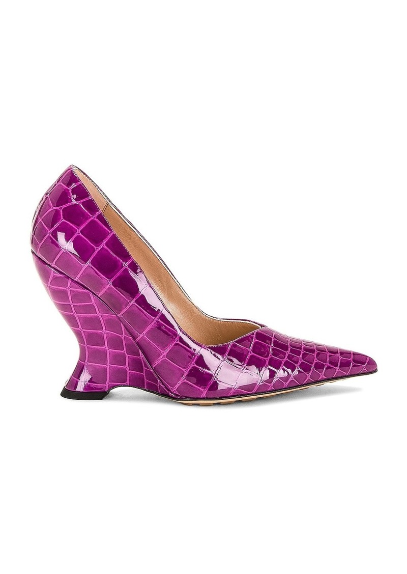 Bottega Veneta Gloss Croc Pumps