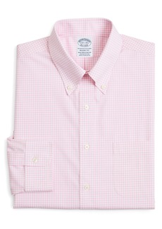 Brooks Brothers Regent Fit Non-Iron Stretch Dress Shirt in Light/Pastel Pink at Nordstrom Rack