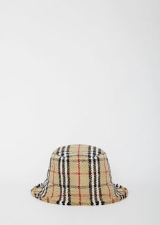 Burberry Bouclé bucket hat