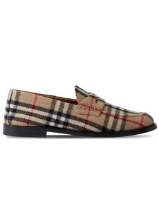 Burberry Flat shoes
