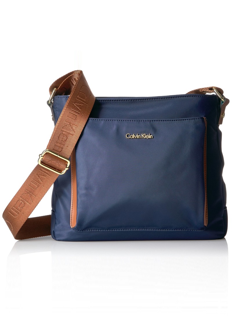 Calvin Klein Calvin Klein Belfast Front Pocket Nylon Messenger Messenger  Bag NAVY | Handbags