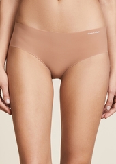 Calvin Klein Underwear Invisibles Hipster Briefs