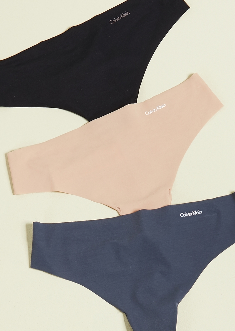 Calvin Klein Underwear Invisibles Thong 3 Pack