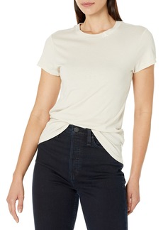 Calvin Klein Women's Minimal Logo Short Sleeve Fashion Tee Shirt