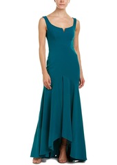 Carmen Marc Valvo Infusion Women's Crepe Gown with Seaming Details and V Cutout Bodice