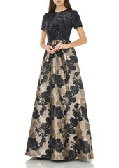 Carmen Marc Valvo Short-Sleeve Sequin-Bodice with Pleated Floral Jacquard Skirt