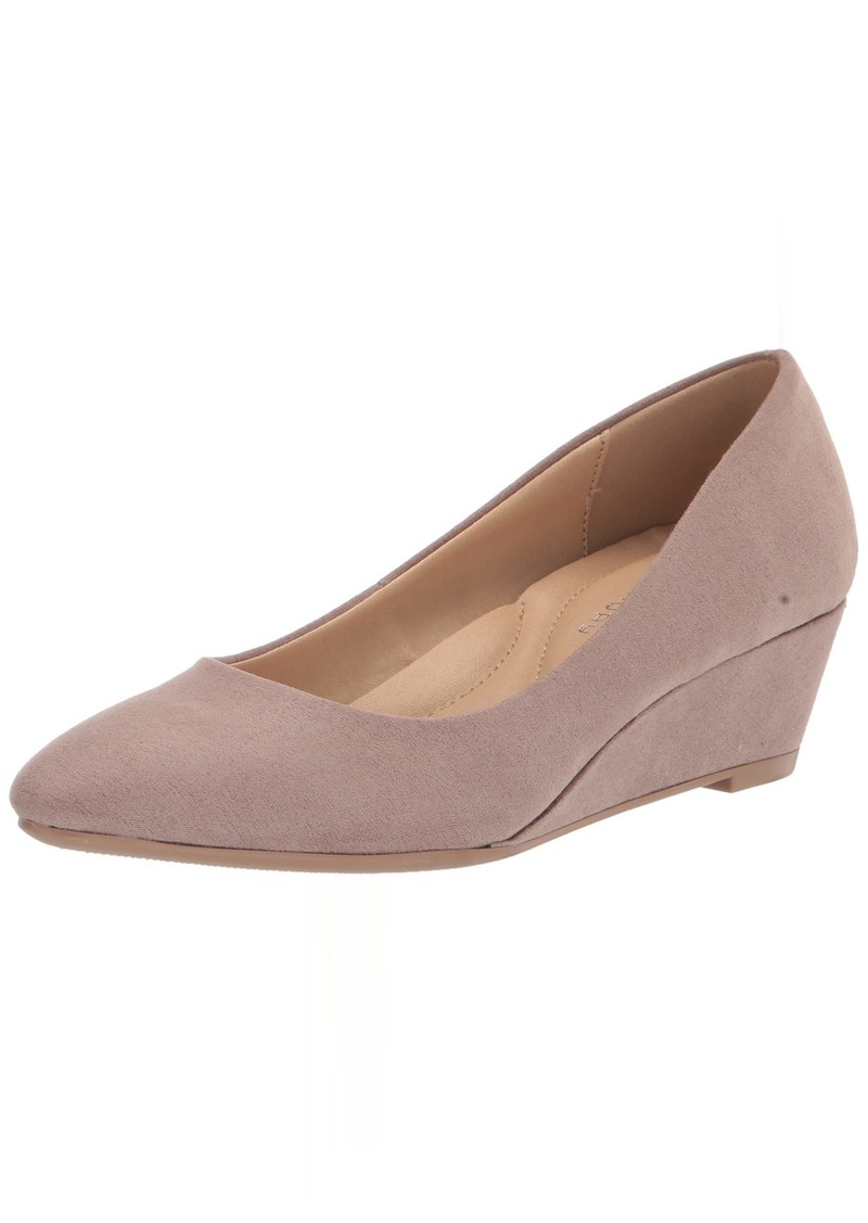 CL by Chinese Laundry Women's Alyce Pump