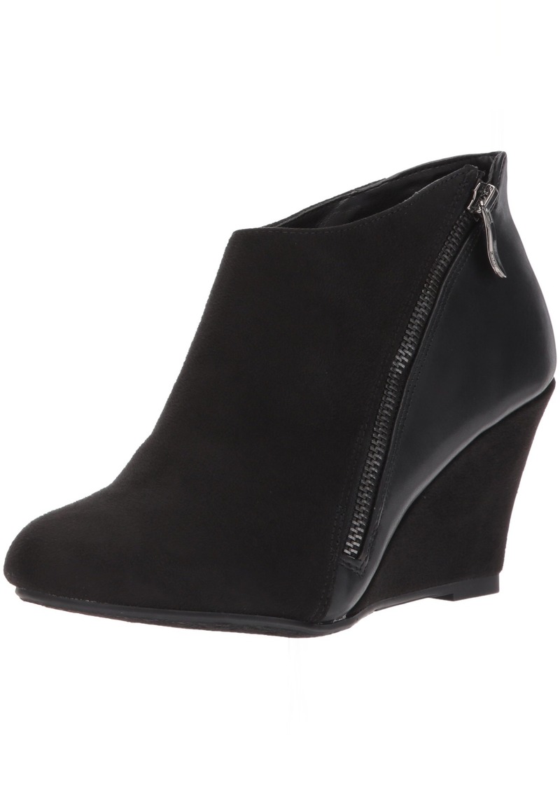 CL by Chinese Laundry Women's Viola Ankle Bootie Black Suede-Calf  M US