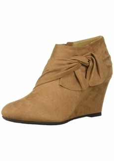 CL by Chinese Laundry Women's Viveca Ankle Boot   M US