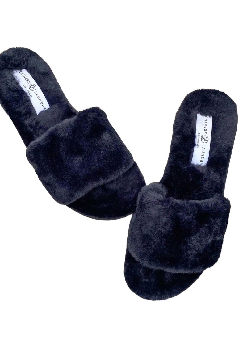 Chinese Laundry Women's Snuggled Me Up Slippers In Black