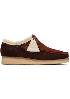CLARKS Wallabee Dark Tan Lace-Up Shoes