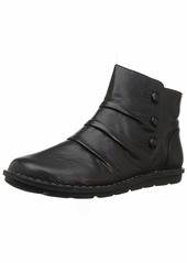 Clarks Women's Janice Verna Fashion Boot black leather  M US