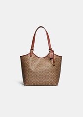 Coach Day Tote Bag In Signature Canvas