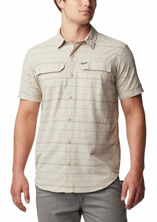 Columbia Men’s Silver Ridge Short Sleeve Seesucker Shirt Moisture Wicking Sun Protection Safari Stripe