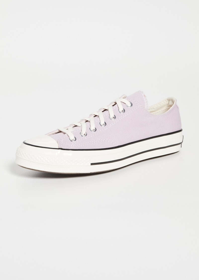 Converse Chuck 70 Low Top Sneakers