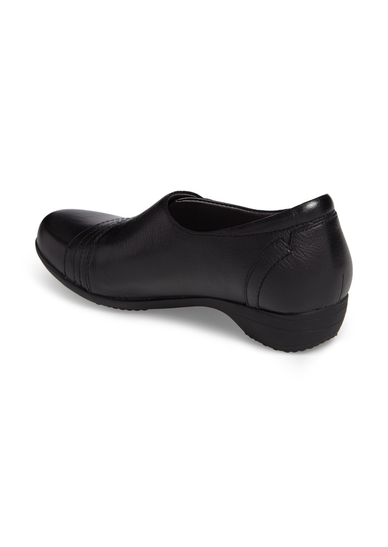 dansko franny loafer