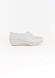 Dansko Women's Pro Clog Shoes In White Box