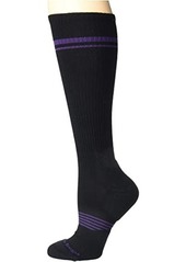 Darn Tough Element Over the Calf Lightweight with Cushion w/ Graduated Light Compression