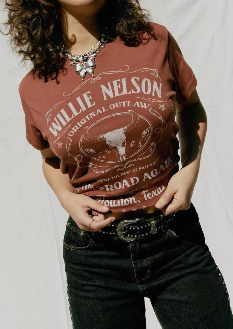 DAYDREAMER Willie Nelson Whiskey Label Tour Tee In Brown