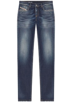 Diesel 2023 D-Finitive 09G27 tapered jeans