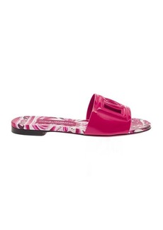 Dolce & Gabbana Fuchsia Flat Sandals with DG Logo Cut-Out and Maioliche Print in Leather Woman
