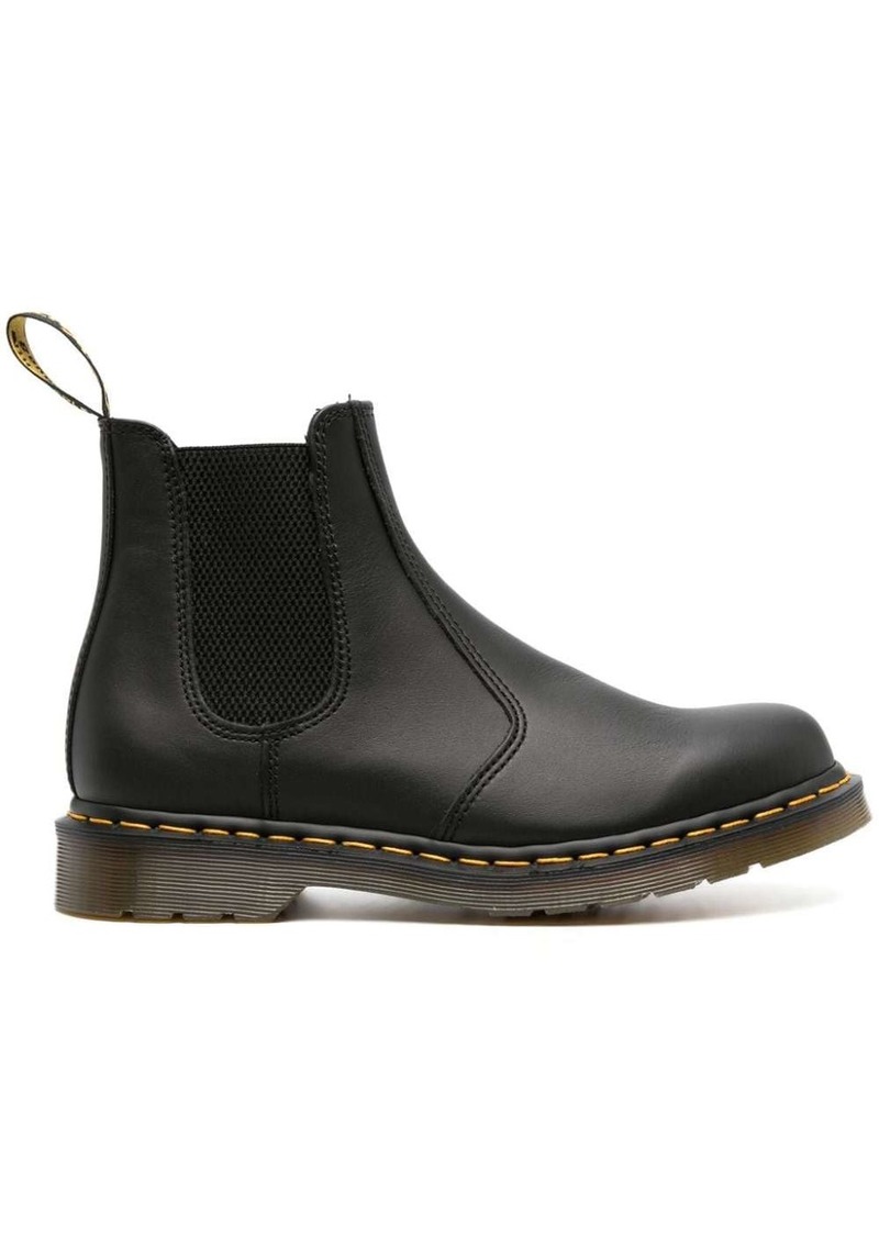 Dr. Martens 2976 Chelsea leather boots