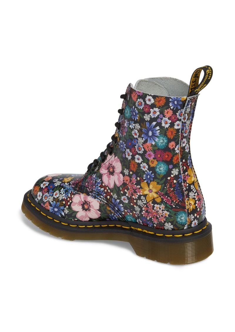 pascal wanderlust dr martens