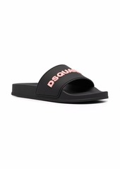 Dsquared2 appliqué-logo slides