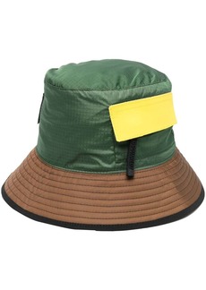 Dsquared2 logo-patch bucket hat