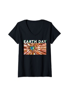 Womens Earth Day design suitable for men children and women V-Neck T-Shirt