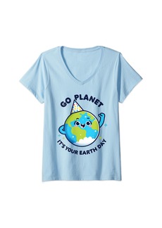 Womens Happy Earth Day 2024 Funny Earth Day Kids Toddler Boys V-Neck T-Shirt