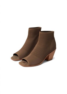 Eileen Fisher Ark Shoes In Antelope Stretch