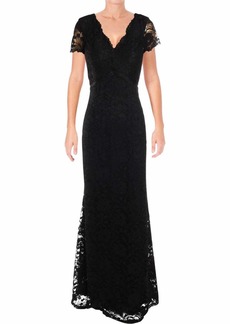 ELLEN TRACY Women's Lace Gown with Scallopped Edges