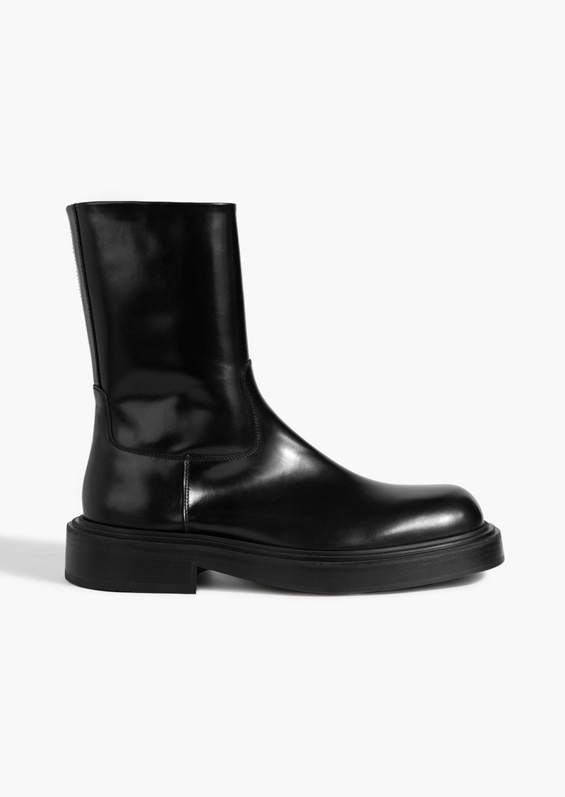 Ferragamo - Farah leather boots - Black - US 6