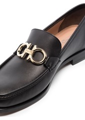 Ferragamo Gancini buckle leather loafers