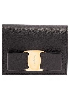 Ferragamo 'Vara' Black Card-Holder with Engraved Logo in Hammered Leather Woman