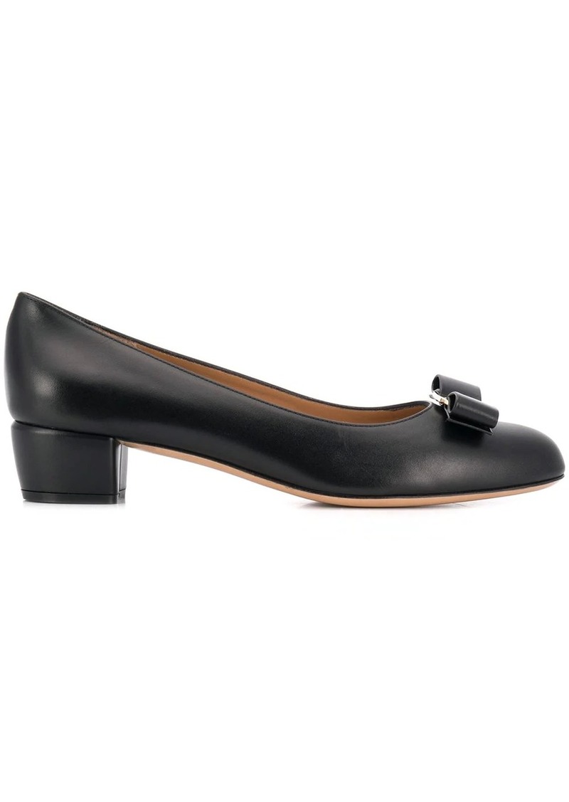 Ferragamo Vara bow pumps