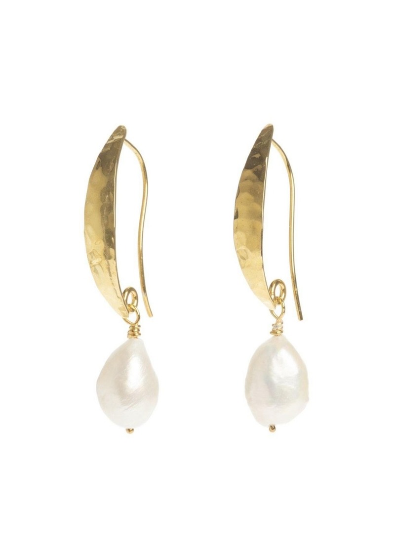 Freya Hammered Gold Baroque Pearl Earrings - Gold