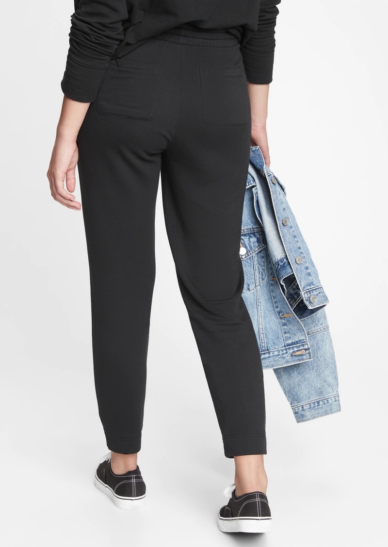 gap cloud light easy joggers