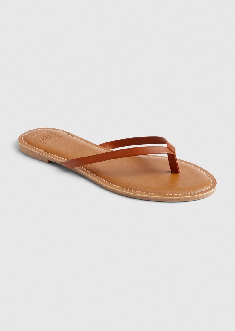 gap leather flip flops